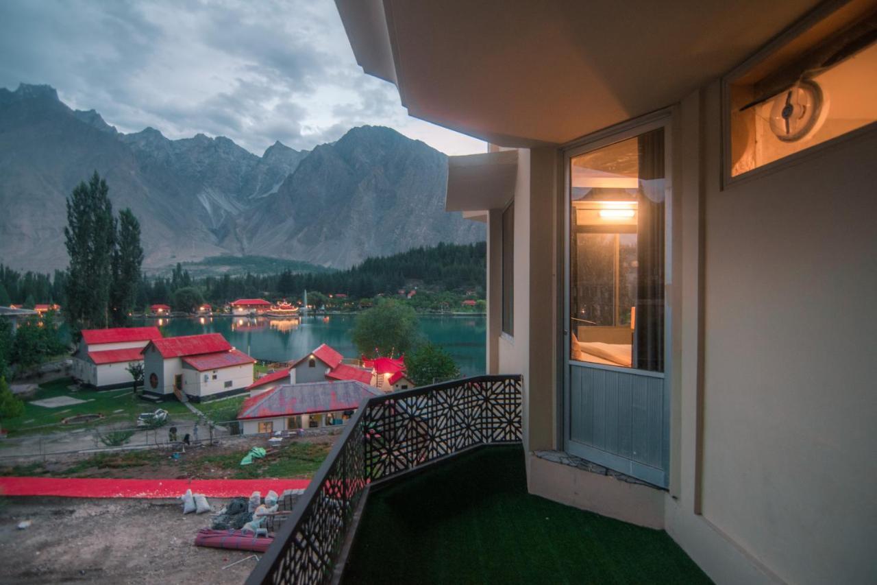 Tibet Hotel Skardu Luaran gambar