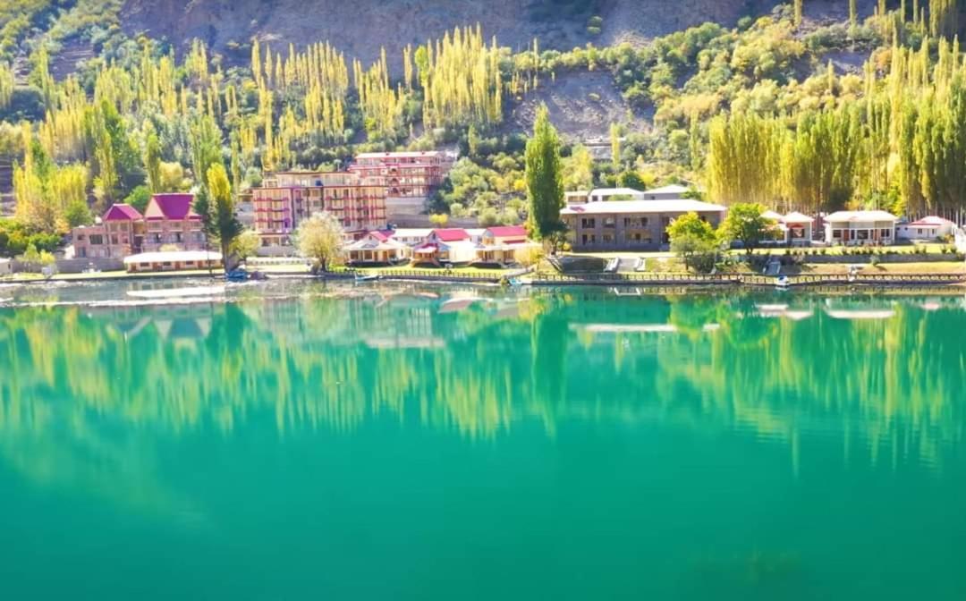 Tibet Hotel Skardu Luaran gambar