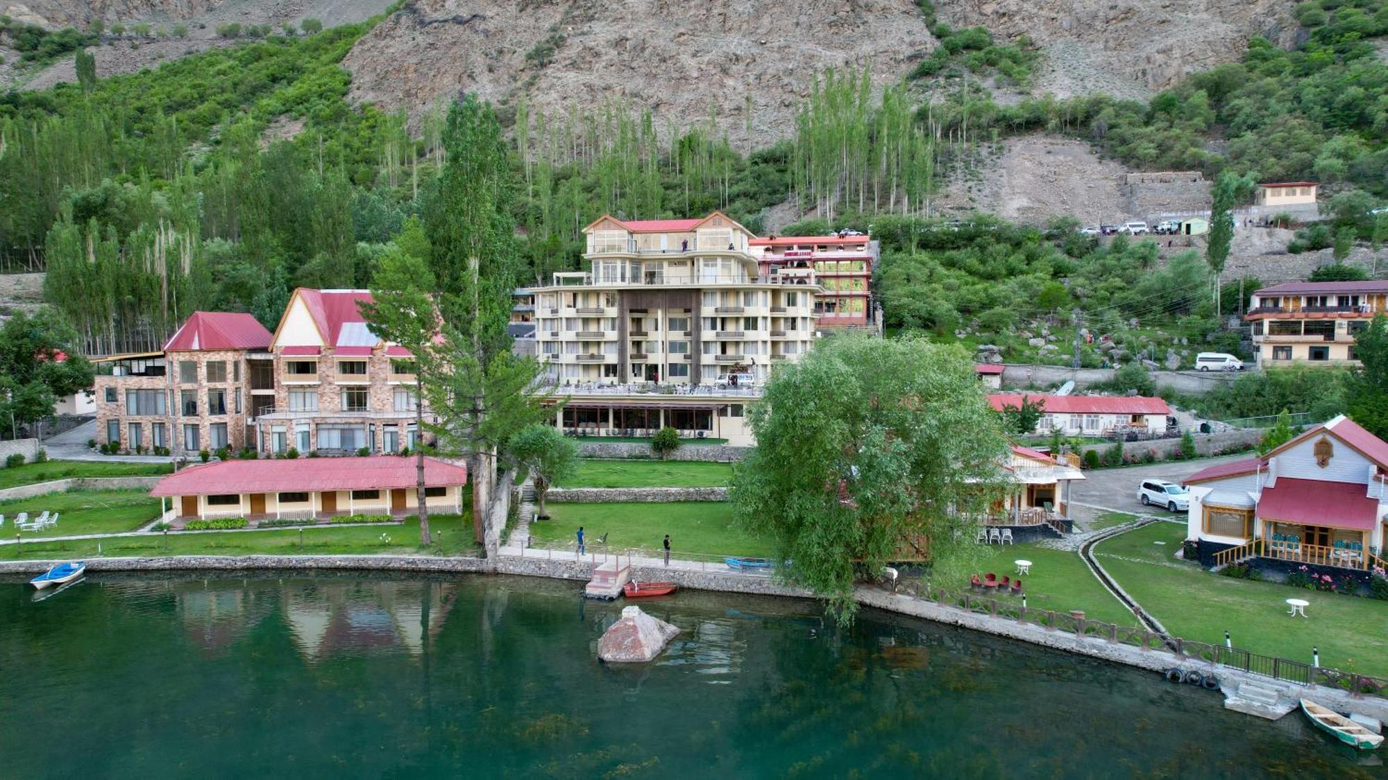 Tibet Hotel Skardu Luaran gambar