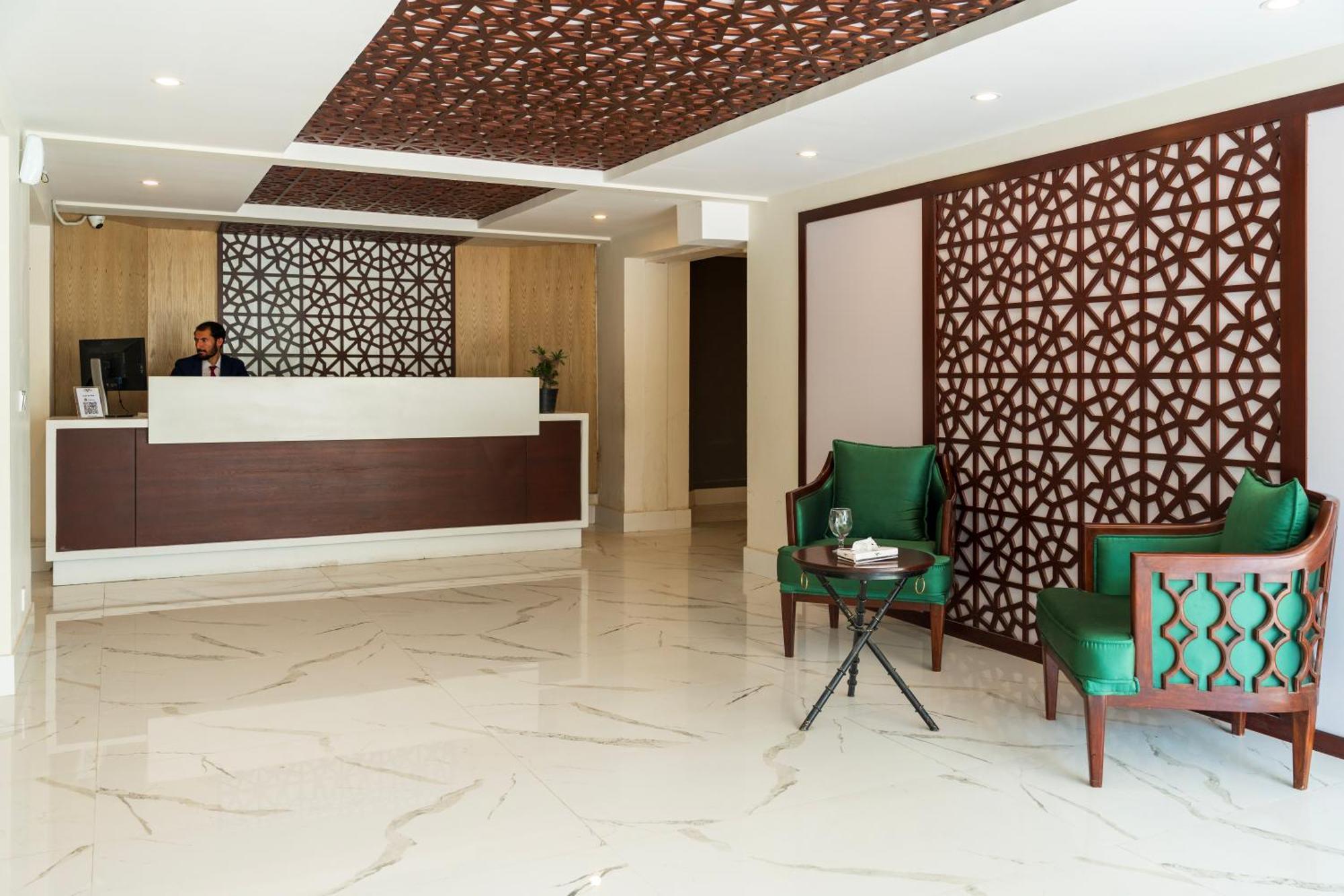 Tibet Hotel Skardu Luaran gambar